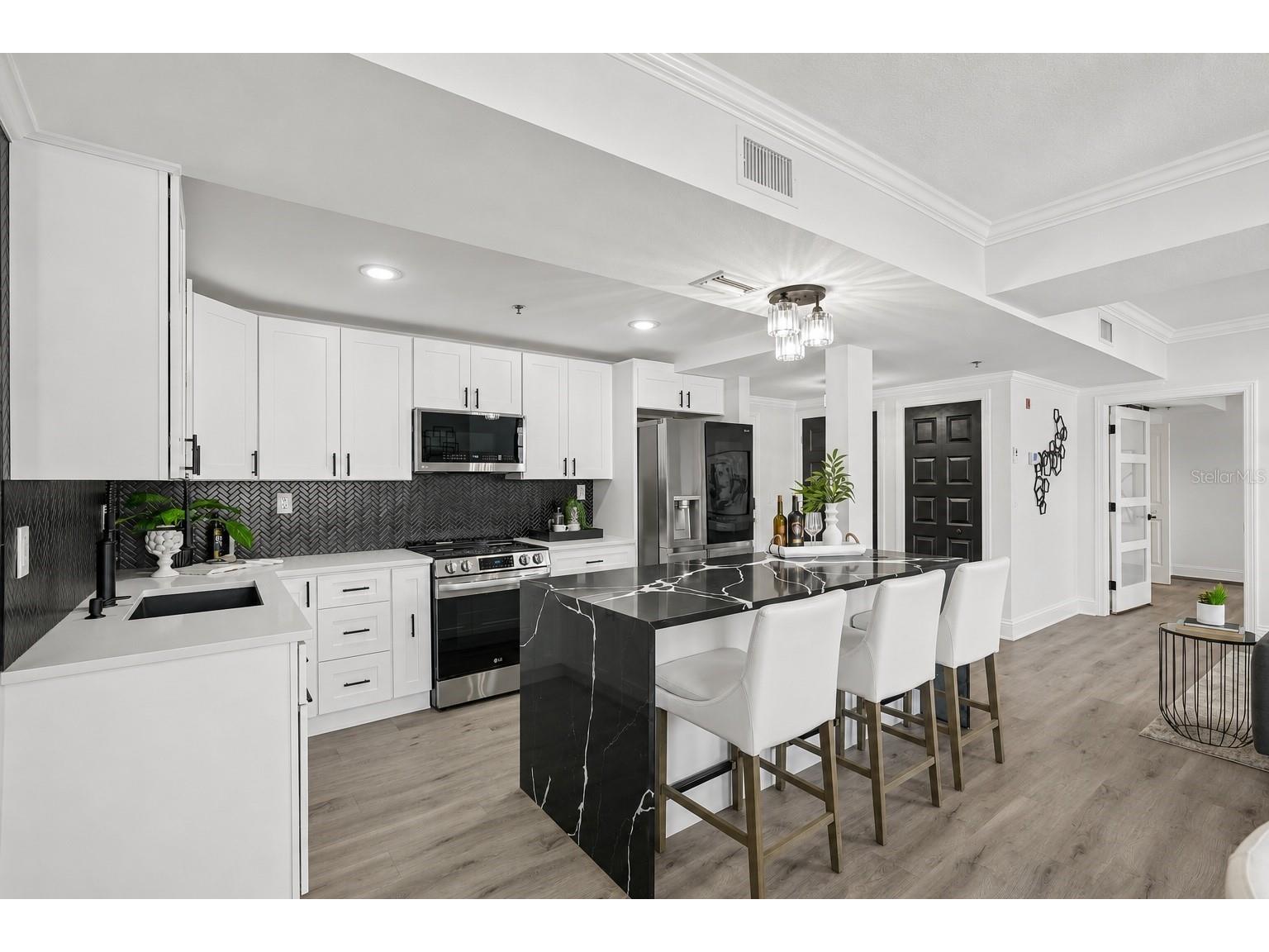 219 4th Avenue N #201 Saint Petersburg FL 33701 TB8508722 image7
