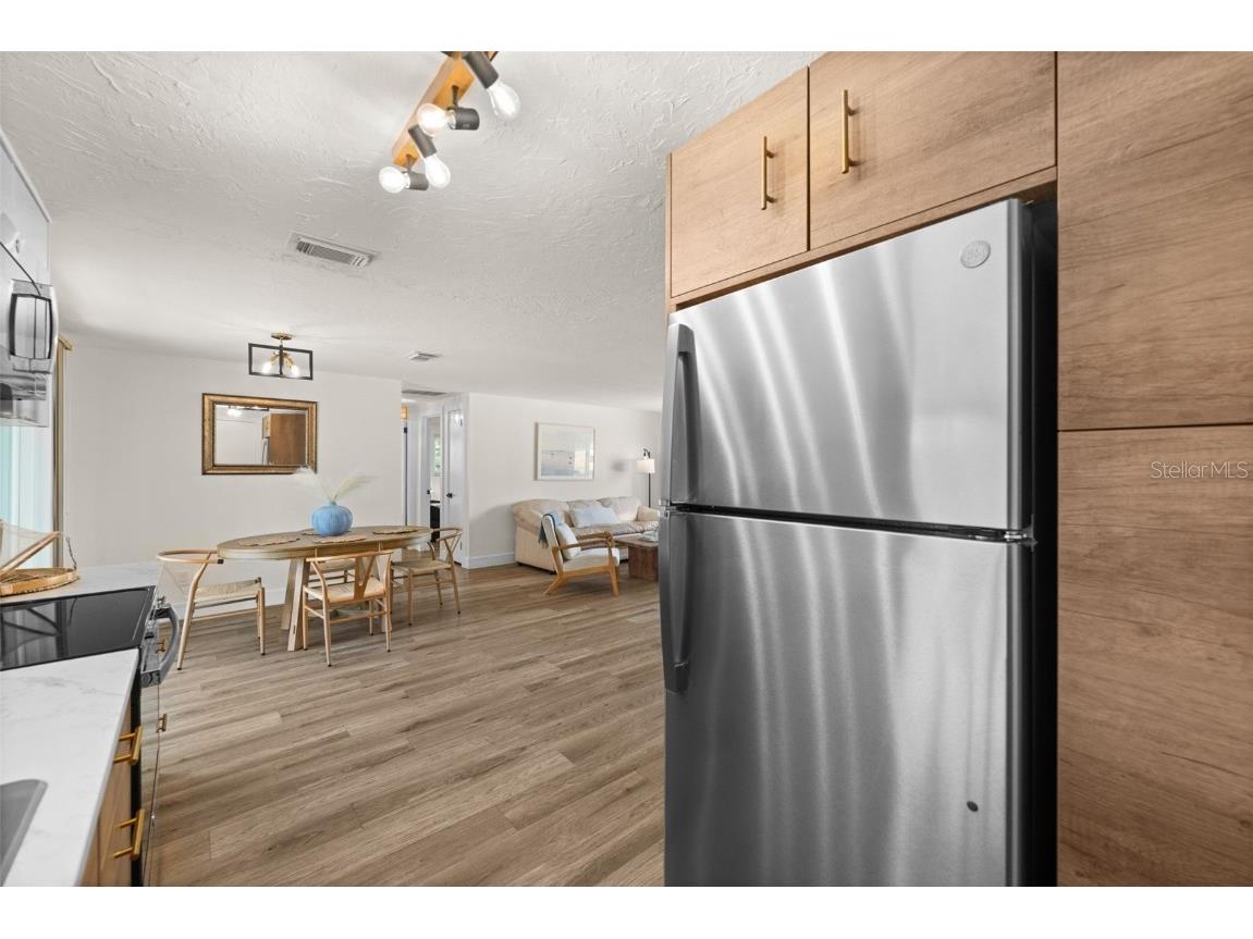 219 Coral Road Venice FL 34293 - GULF & BAY A4668201 image12