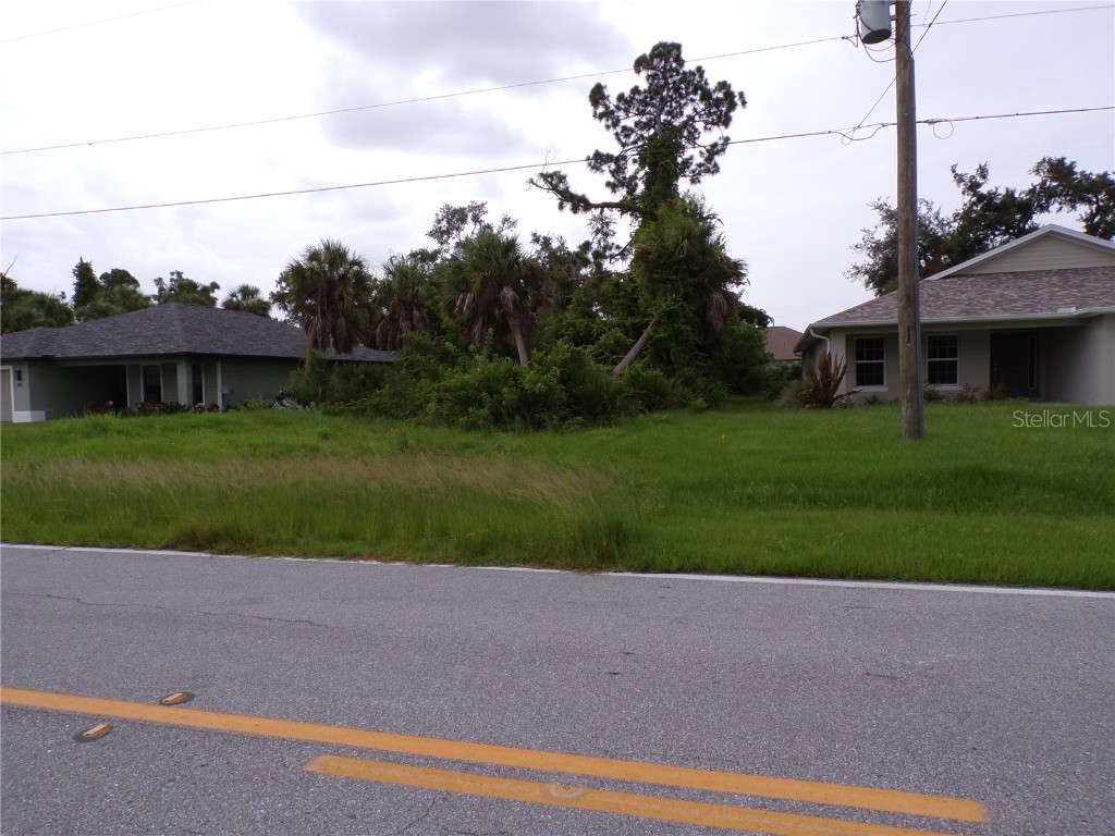 219 Cougar Way Rotonda West FL 33947 C7495199 image1