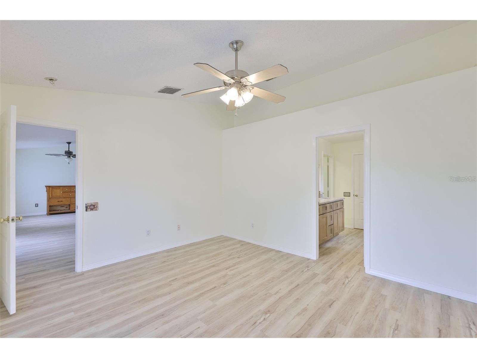 219 Island Water Way Apollo Beach FL 33572 TB8464154 image13