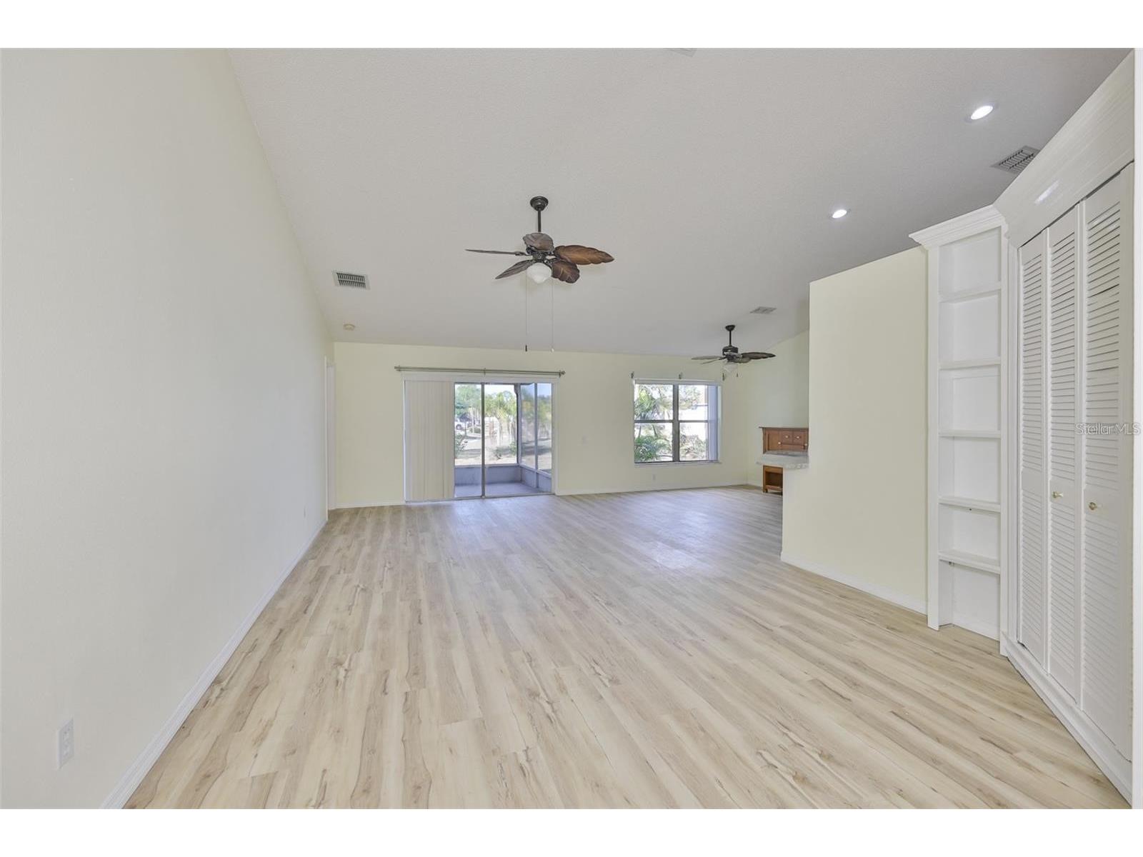 219 Island Water Way Apollo Beach FL 33572 TB8464154 image9