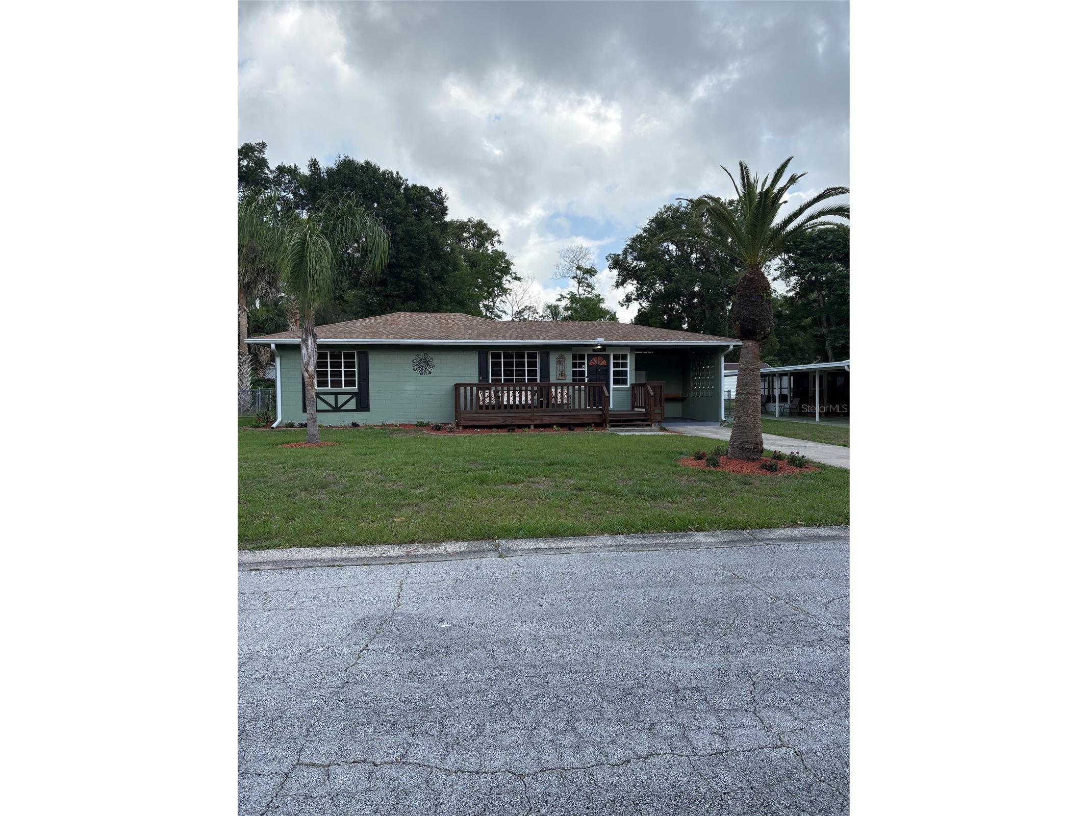 219 Kensington Avenue Deland FL 32724 V4948664 image2