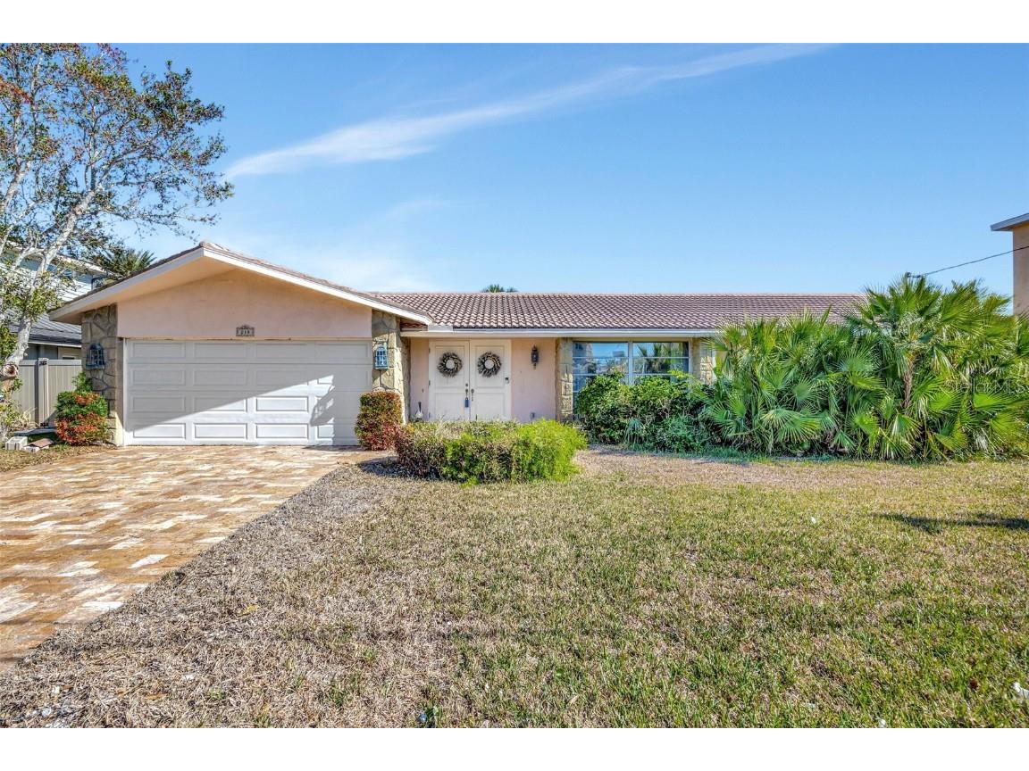 219 Leeward Island Clearwater FL 33767 - CLEARWATER CHANNEL TB8452622 image1