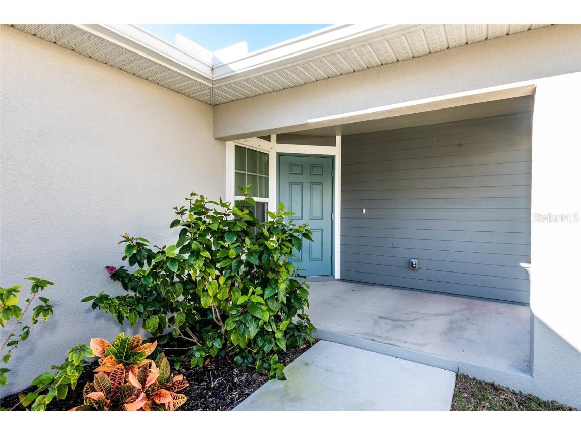 219 Lewis Circle #112 Punta Gorda FL 33950 C7454729 image2
