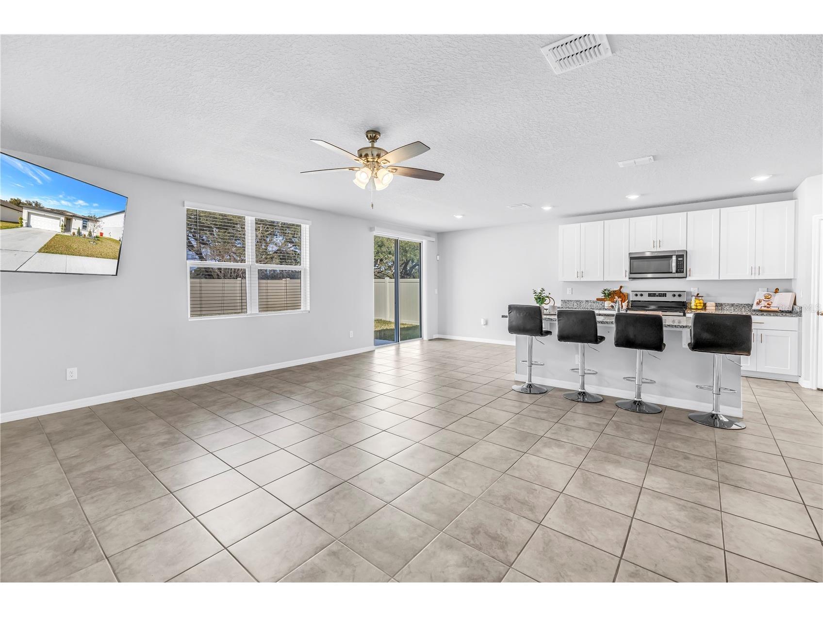 219 Lovely Court Plant City FL 33566 TB8477829 image6