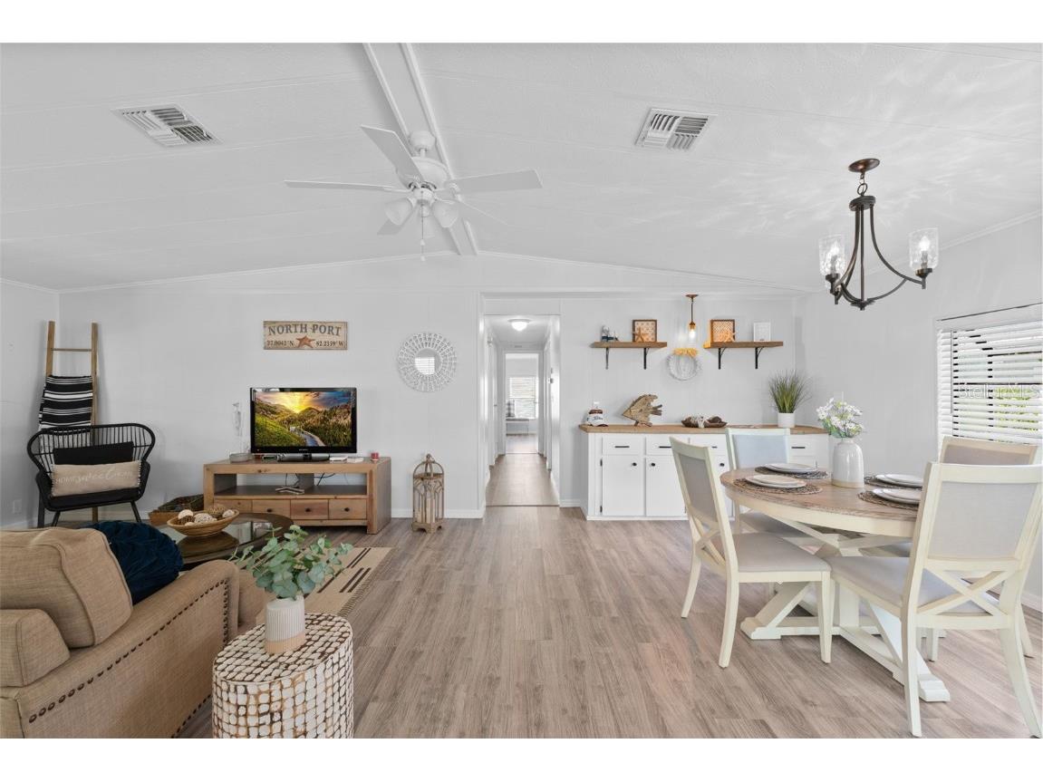 219 Martinique Road North Port FL 34287 C7513730 image9