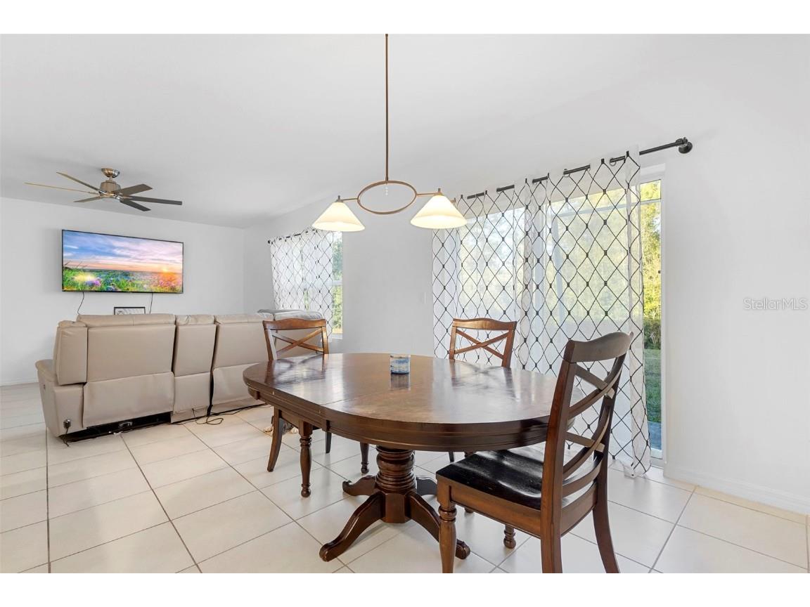 219 Meghan Circle Deland FL 32724 V4946327 image10