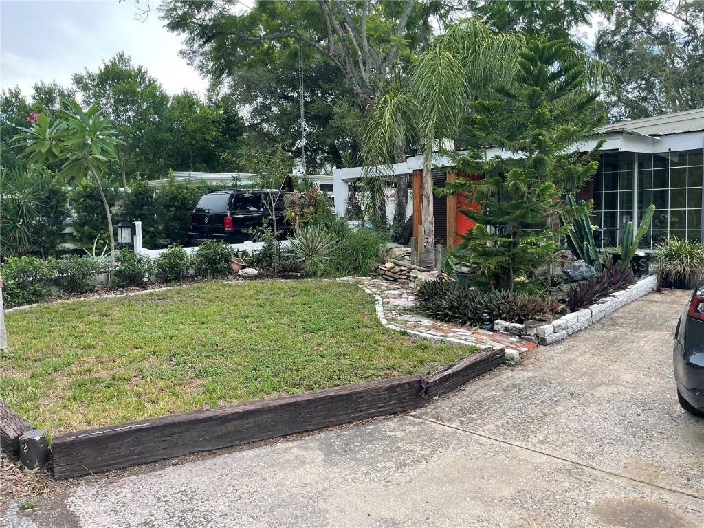 219 Melody Lane Largo FL 33771 U8211984 image1