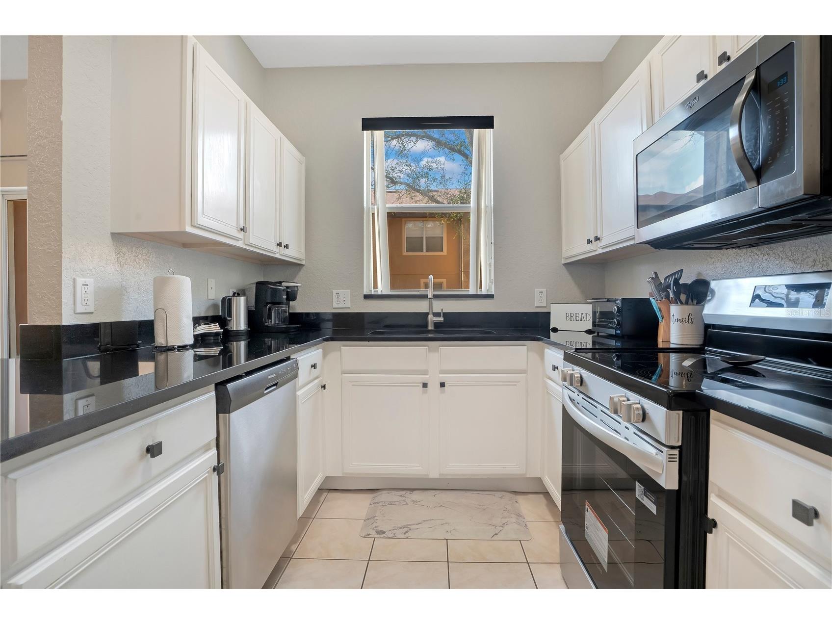 219 Miramar Avenue Davenport FL 33897 O6388236 image5