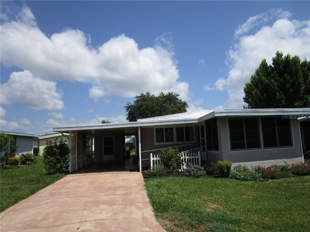 219 Paradise S Leesburg FL 34788 G5072591 image1