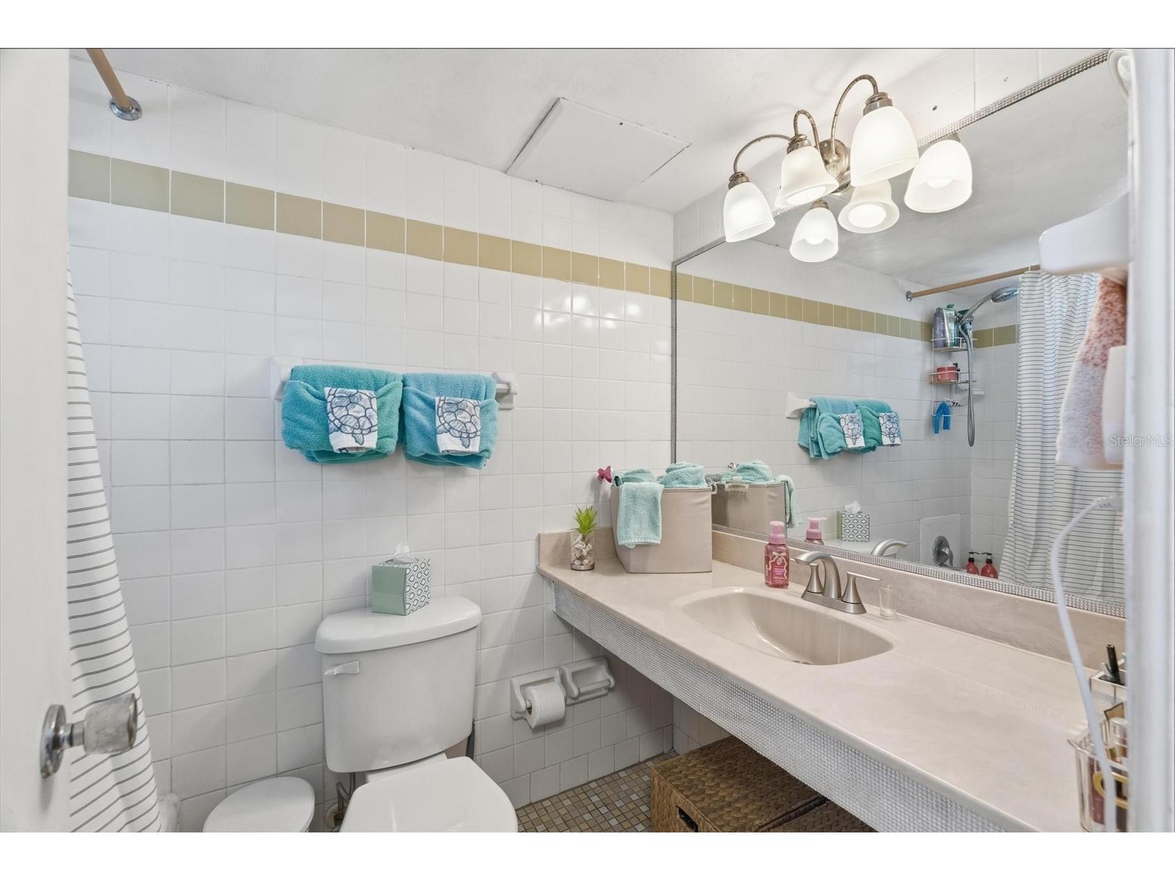 219 S Atlantic Avenue #401 Daytona Beach FL 32118 FC317444 image22