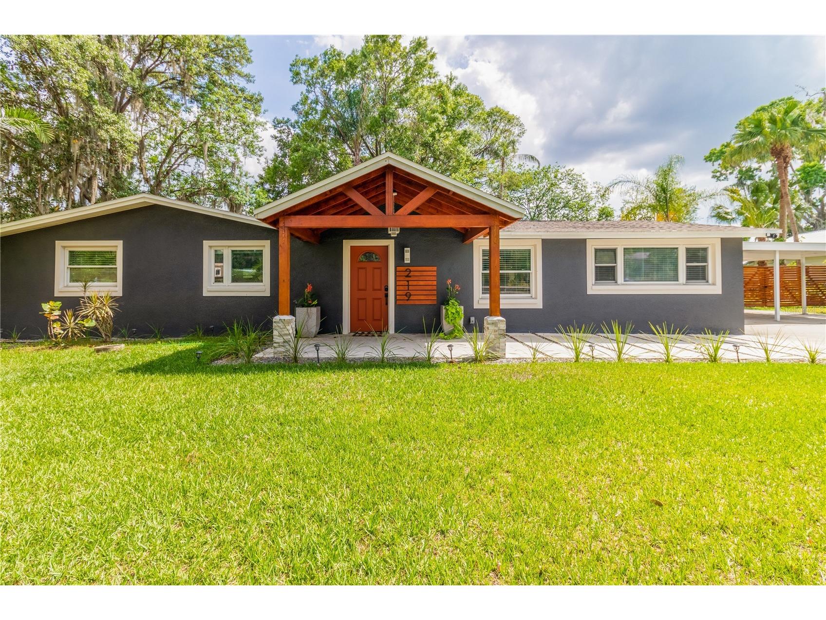 219 S Webb Road Plant City FL 33566 R4911341 image1