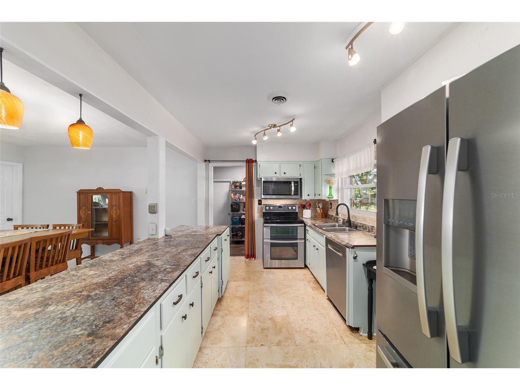 219 SE 20th Terrace Ocala FL 34471 OM722831 image17
