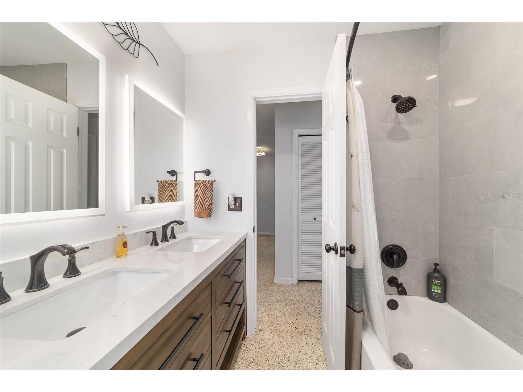 219 SE 20th Terrace Ocala FL 34471 OM722831 image42