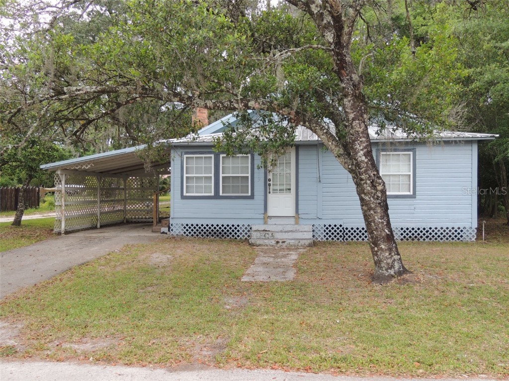 219 SE 3rd Avenue Williston FL 32696 OM700414 image1