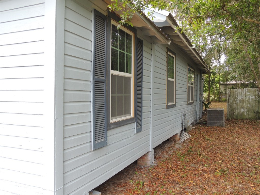 219 SE 3rd Avenue Williston FL 32696 OM700414 image6