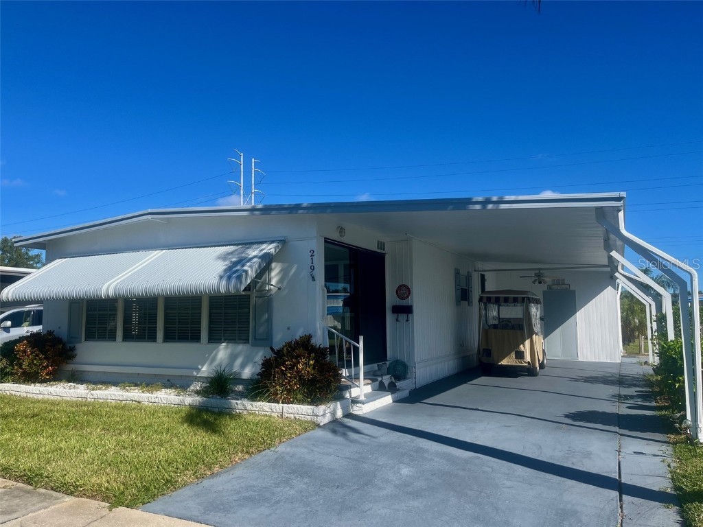 219 Seagull Drive Tarpon Springs FL 34689 TB8432150 image1