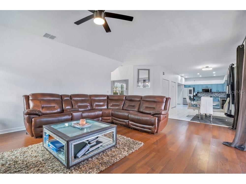 219 Strathmore Circle Kissimmee FL 34744 O6379060 image5