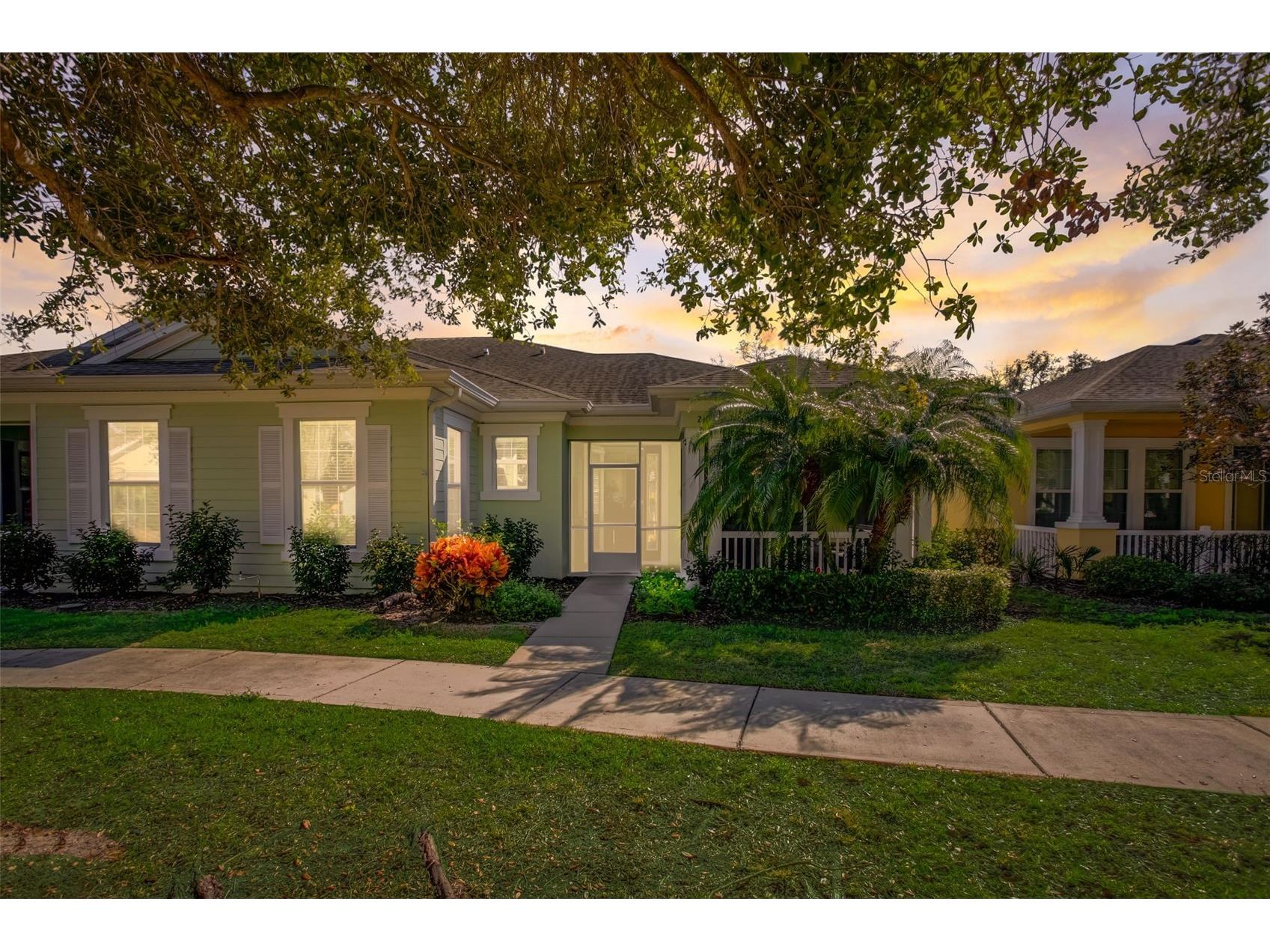 219 Sunset Crest Court Apollo Beach FL 33572 TB8470580 image1