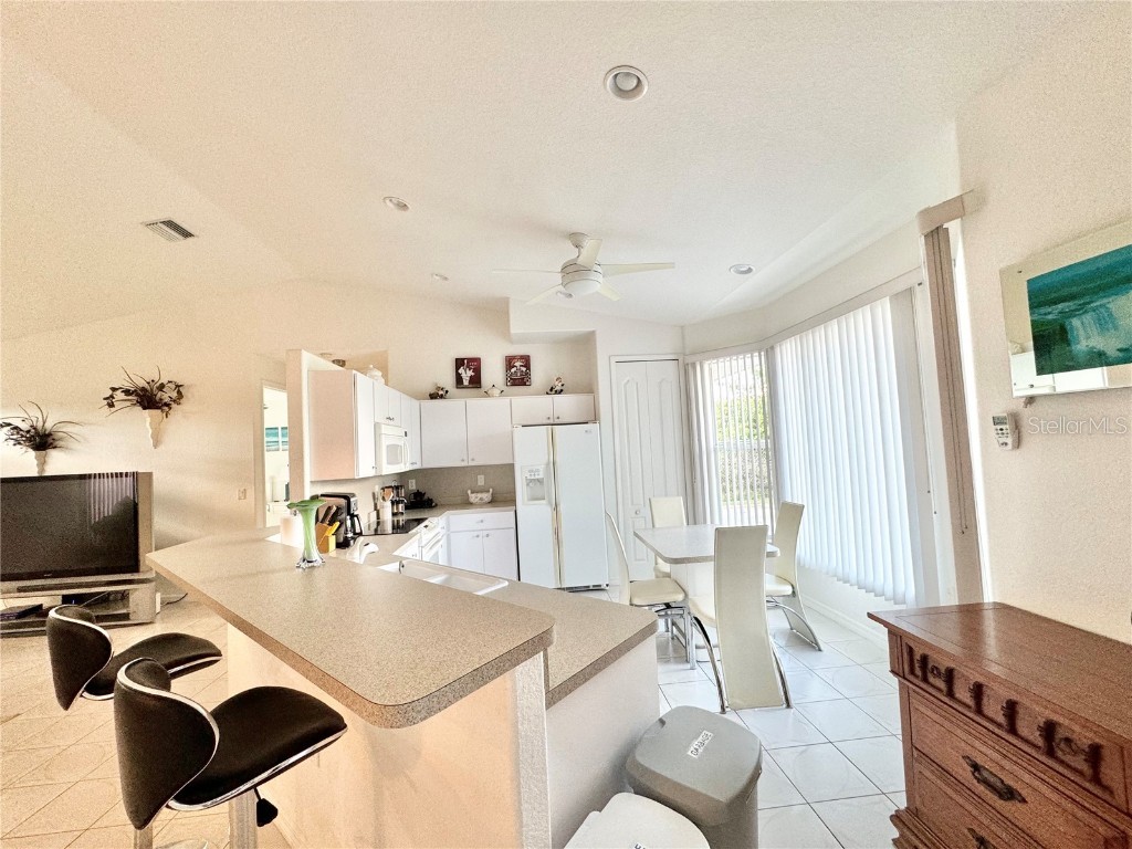 219 Venetia Avenue North Port FL 34287 D6143382 image6