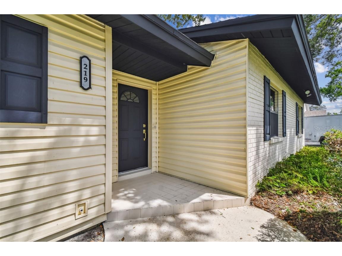 219 W 108th Avenue Tampa FL 33612 TB8429871 image10