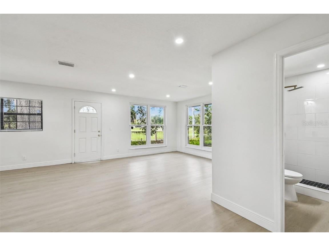 219 W 108th Avenue Tampa FL 33612 TB8429871 image13