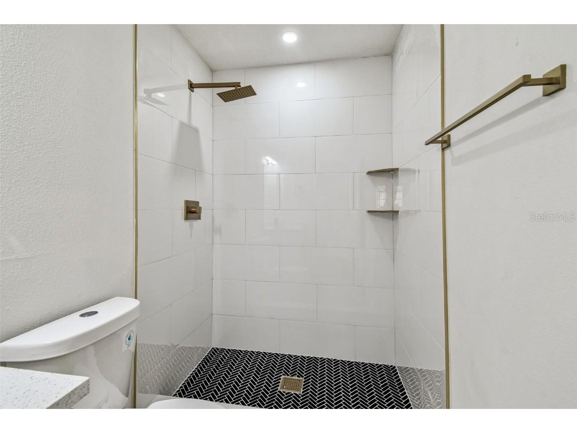 219 W 108th Avenue Tampa FL 33612 TB8429871 image19