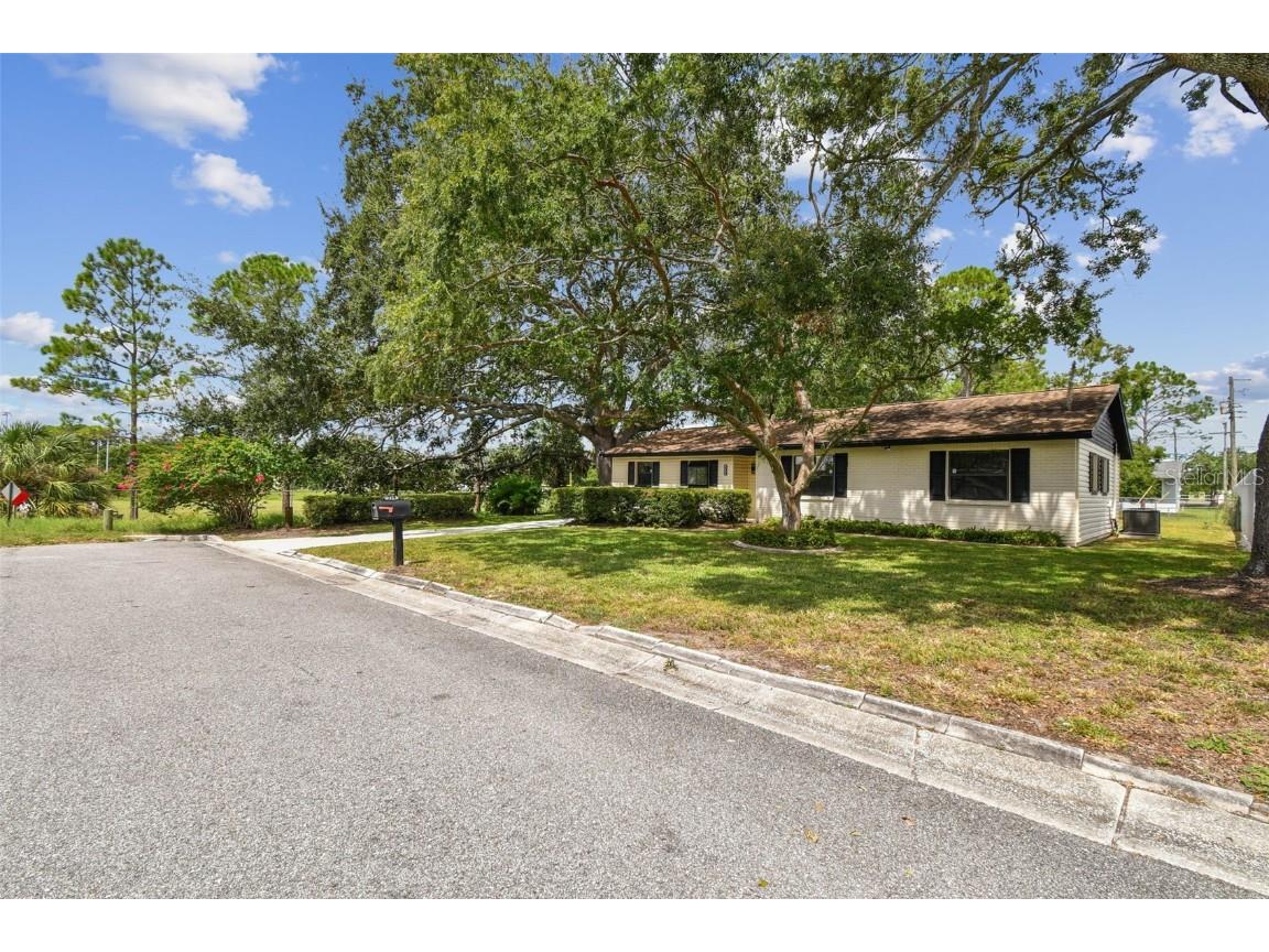 219 W 108th Avenue Tampa FL 33612 TB8429871 image2