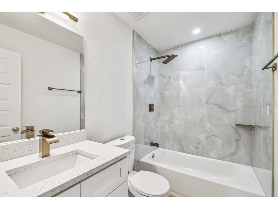 219 W 108th Avenue Tampa FL 33612 TB8429871 image24