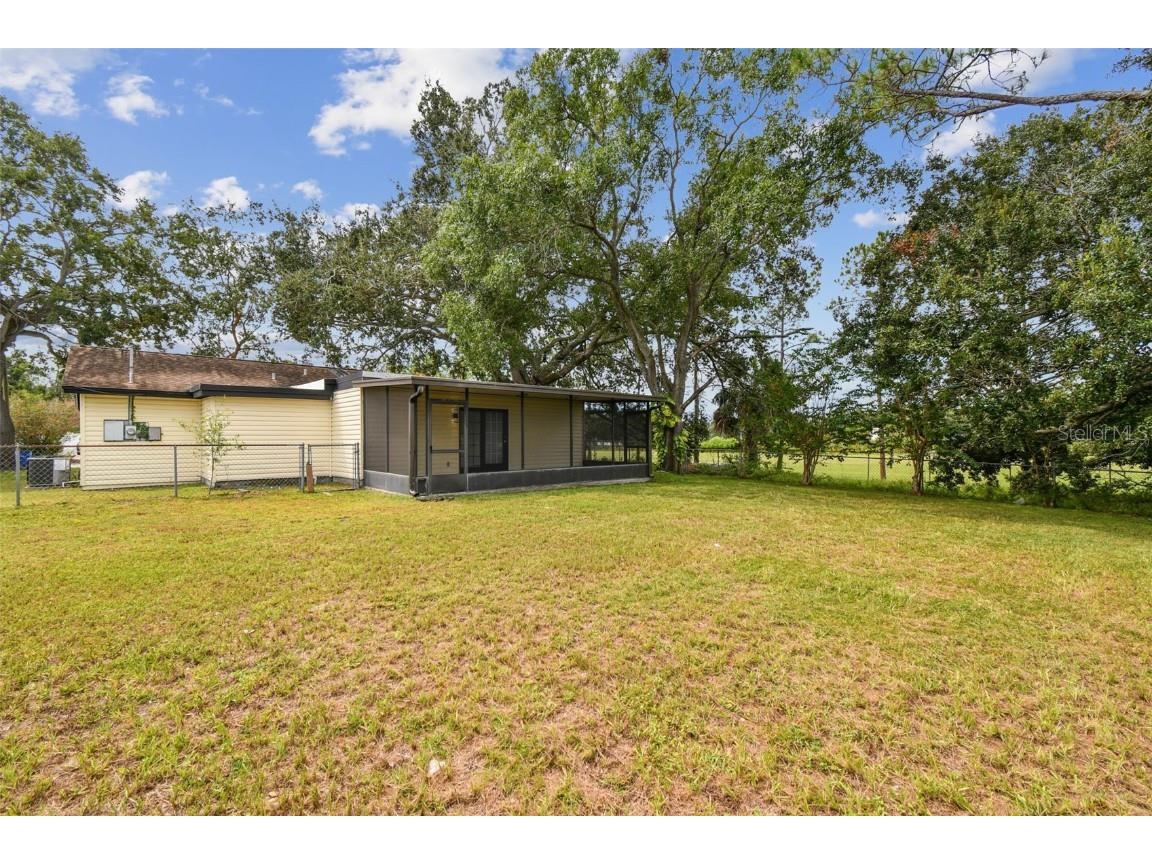 219 W 108th Avenue Tampa FL 33612 TB8429871 image60