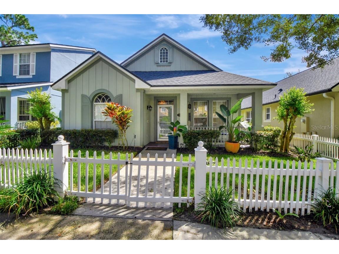 219 W Tarrington Drive Deland FL 32724 V4932371 image1