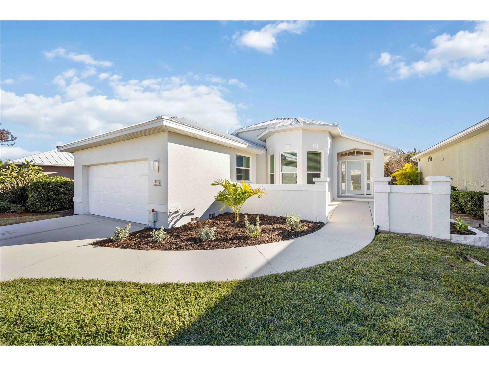 219 Westwind Drive Placida FL 33946 D6145816 image1
