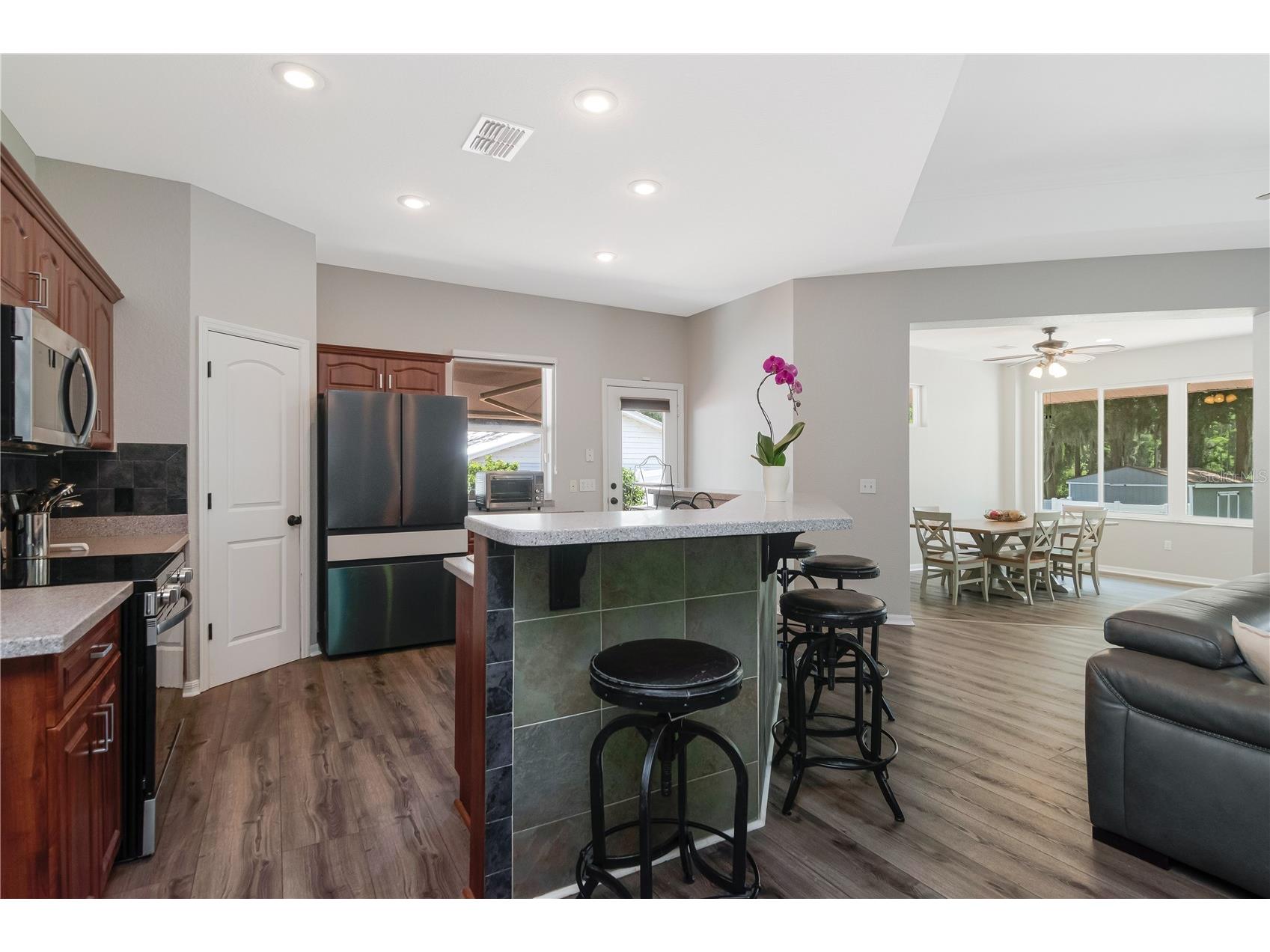 219 Willow Bend Parkway Lutz FL 33549 - LAKE KELL TB8519553 image10