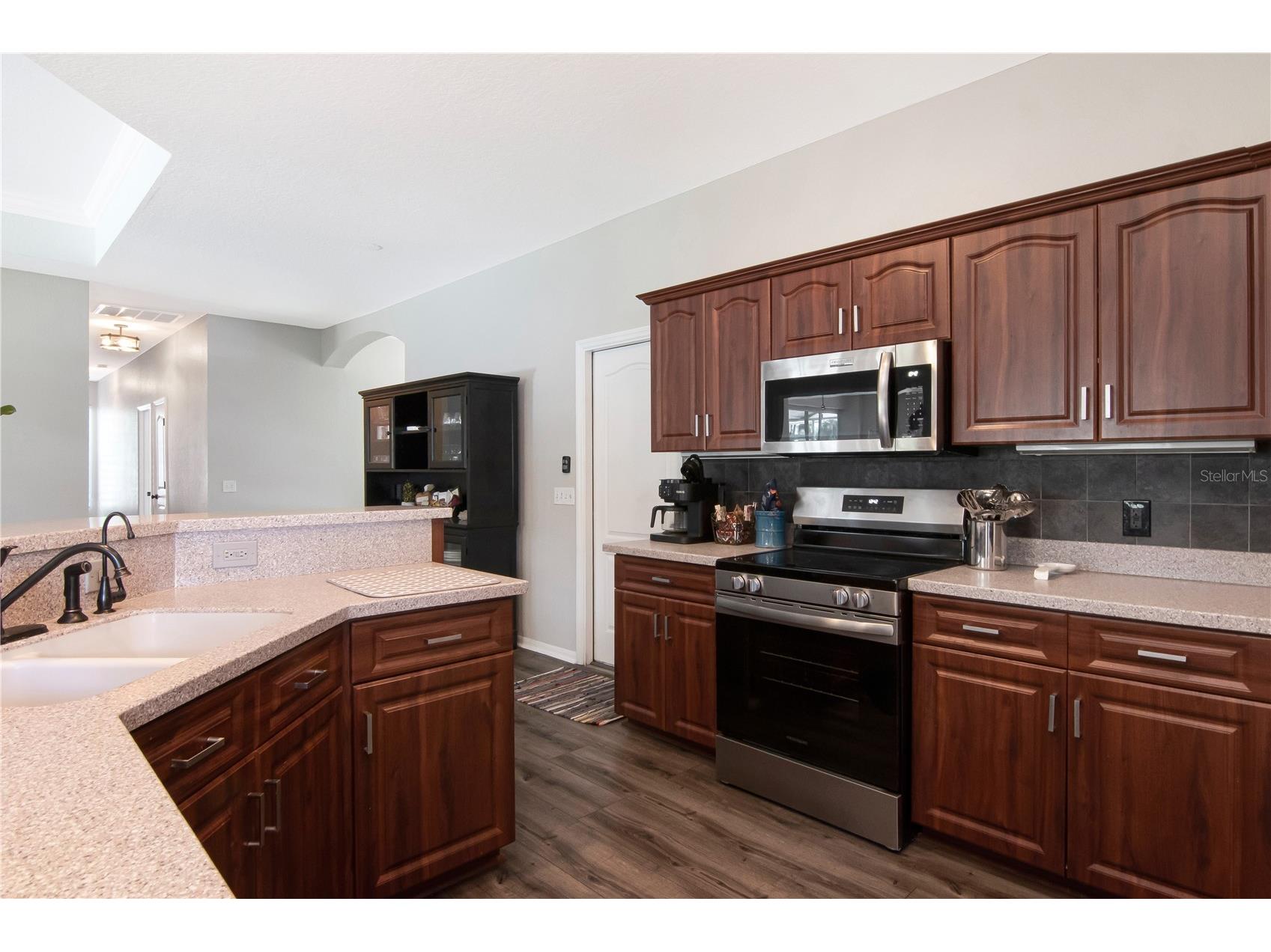 219 Willow Bend Parkway Lutz FL 33549 - LAKE KELL TB8519553 image11