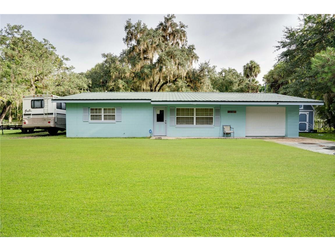 2190 Cr 420 Lake Panasoffkee FL 33538 TB8300691 image1
