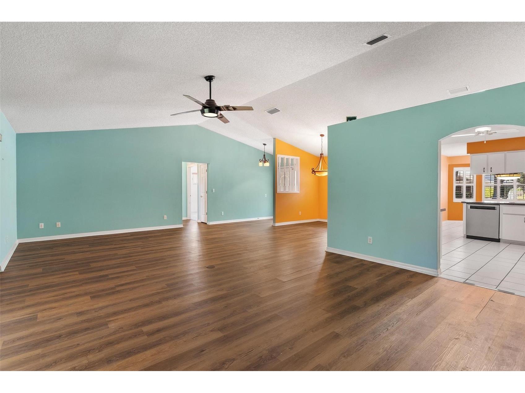 21905 King Alfred Street Leesburg FL 34748 G5111251 image8