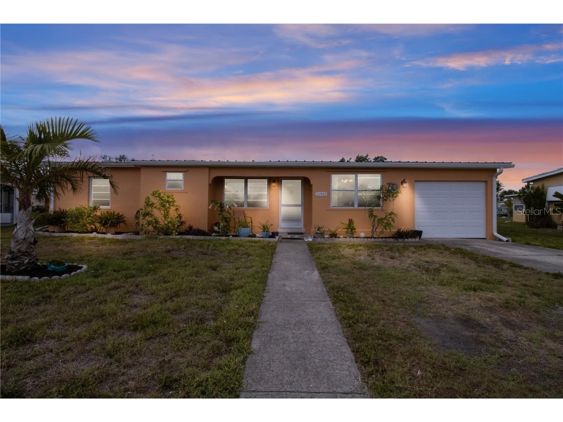 21907 Haines Avenue Port Charlotte FL 33952 C7476185 image1