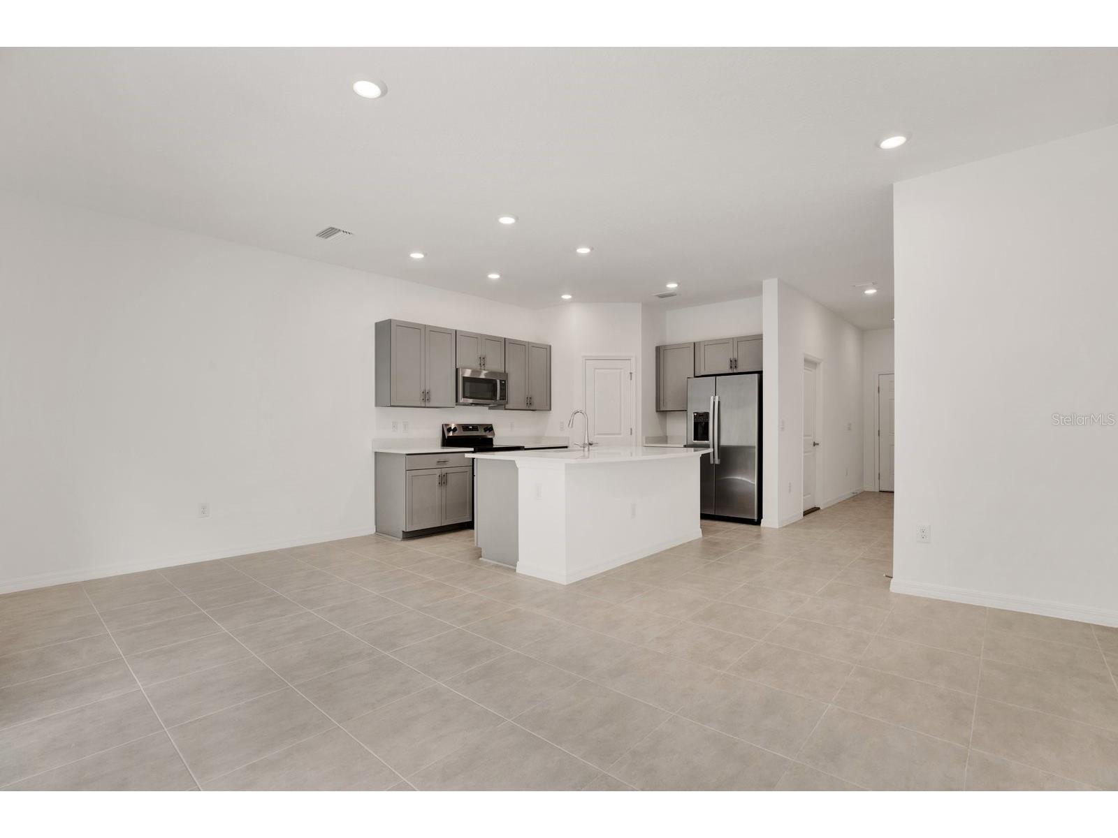 2191 Hallier Cove Wesley Chapel FL 33543 TB8512971 image7