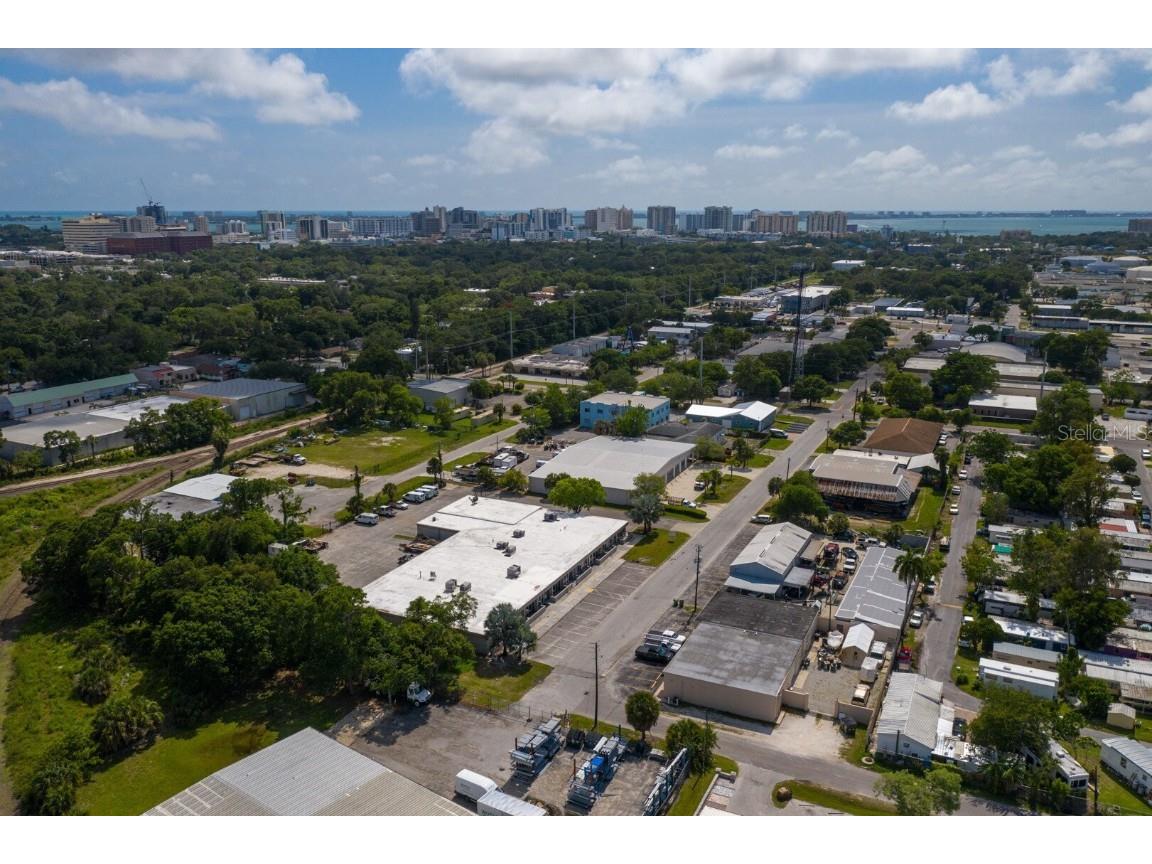 2192 Princeton Street Sarasota FL 34237 A4591287 image1