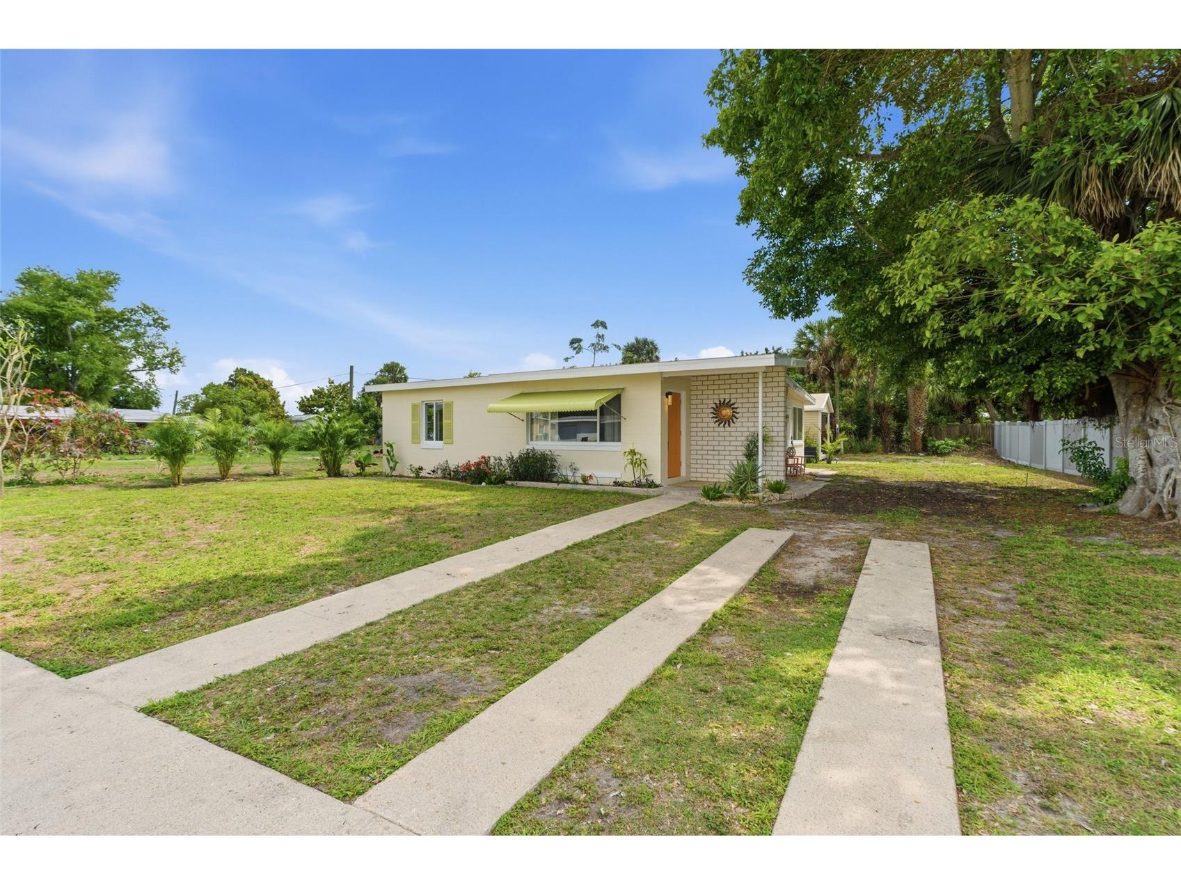 21921 Beverly Avenue Port Charlotte FL 33952 C7524022 image4