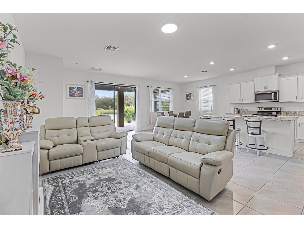 2193 Capital Drive SE Palm Bay FL 32909 S5135034 image5