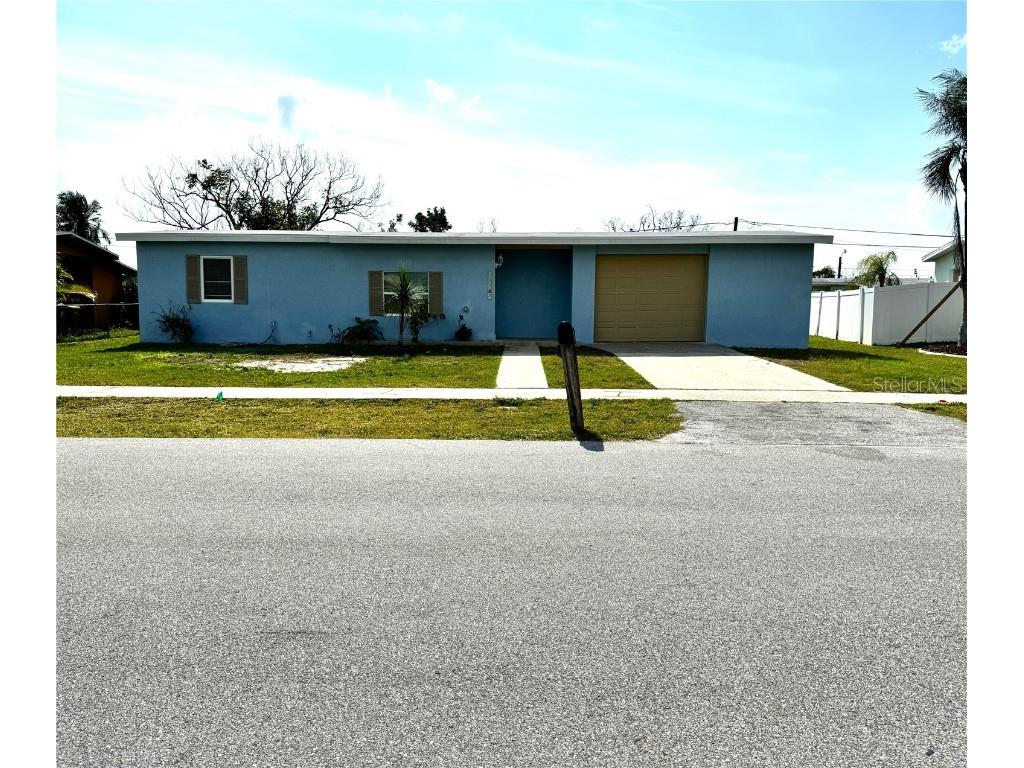 21937 Buxton Avenue Port Charlotte FL 33952 L4942715 image1