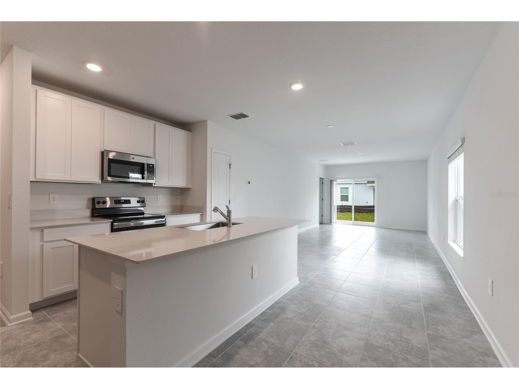 2194 Aquifer Lane Davenport FL 33837 O6421461 image4