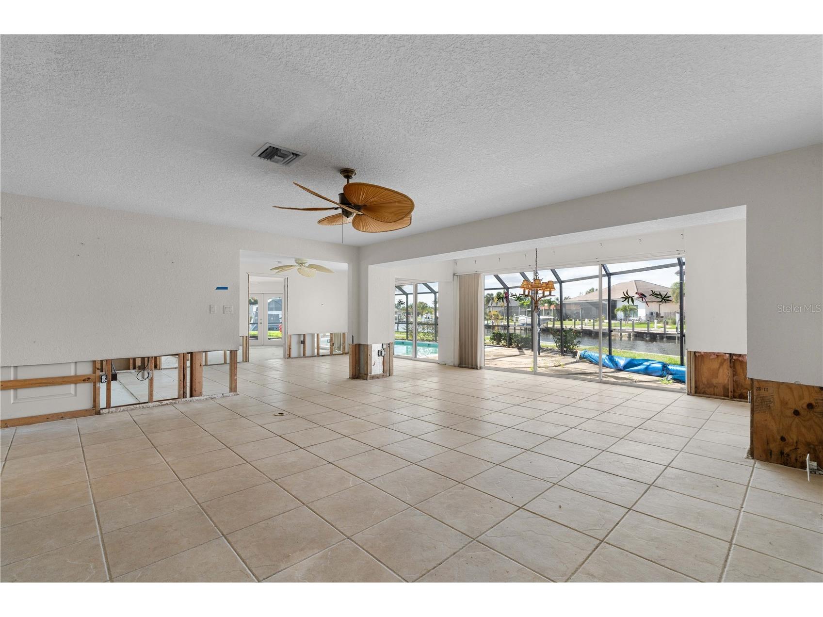 2194 Bayou Road Punta Gorda FL 33950 - DOLPHIN INLET CANAL C7523706 image3