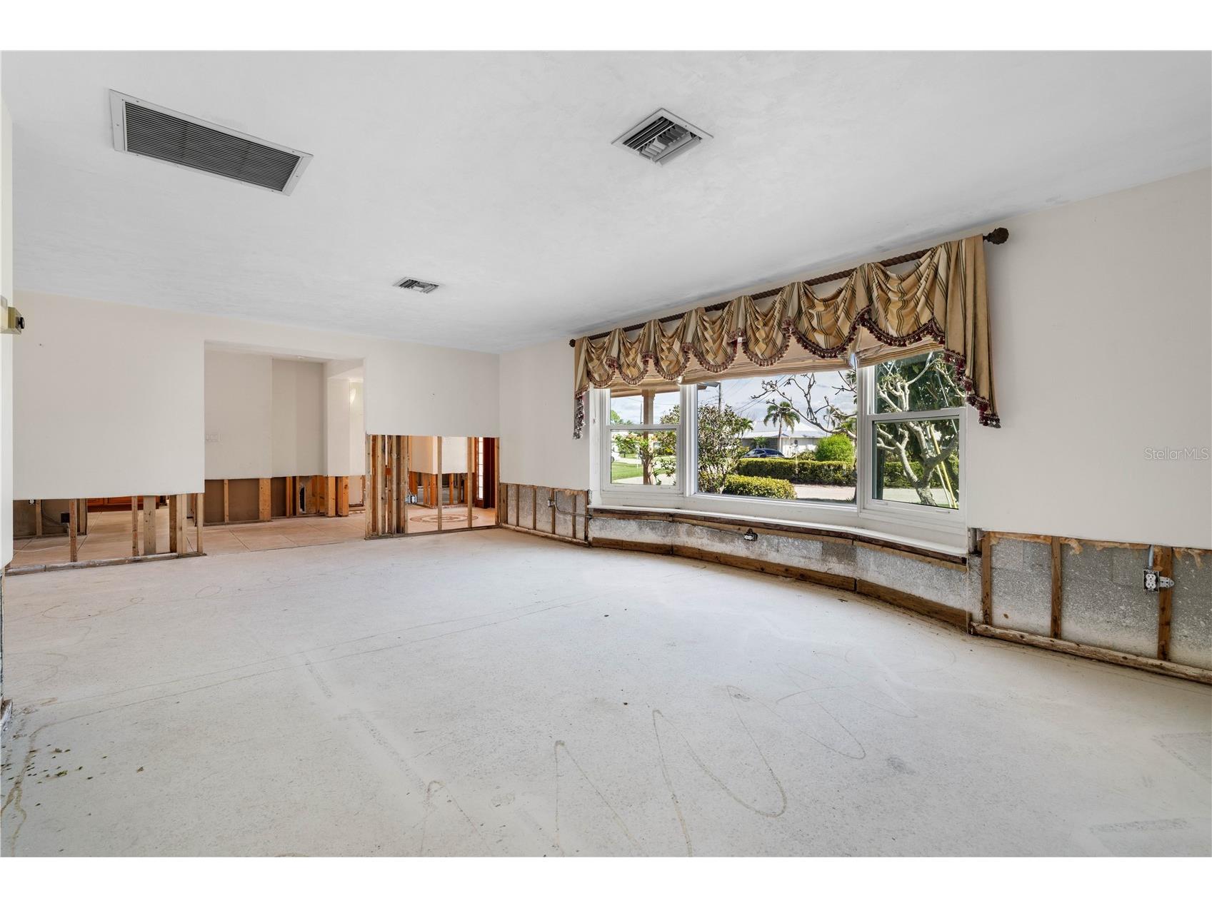 2194 Bayou Road Punta Gorda FL 33950 - DOLPHIN INLET CANAL C7523706 image5