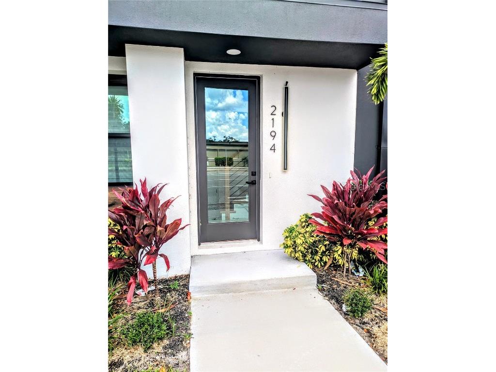 2194 Fruitville Road Sarasota FL 34237 A4662703 image1