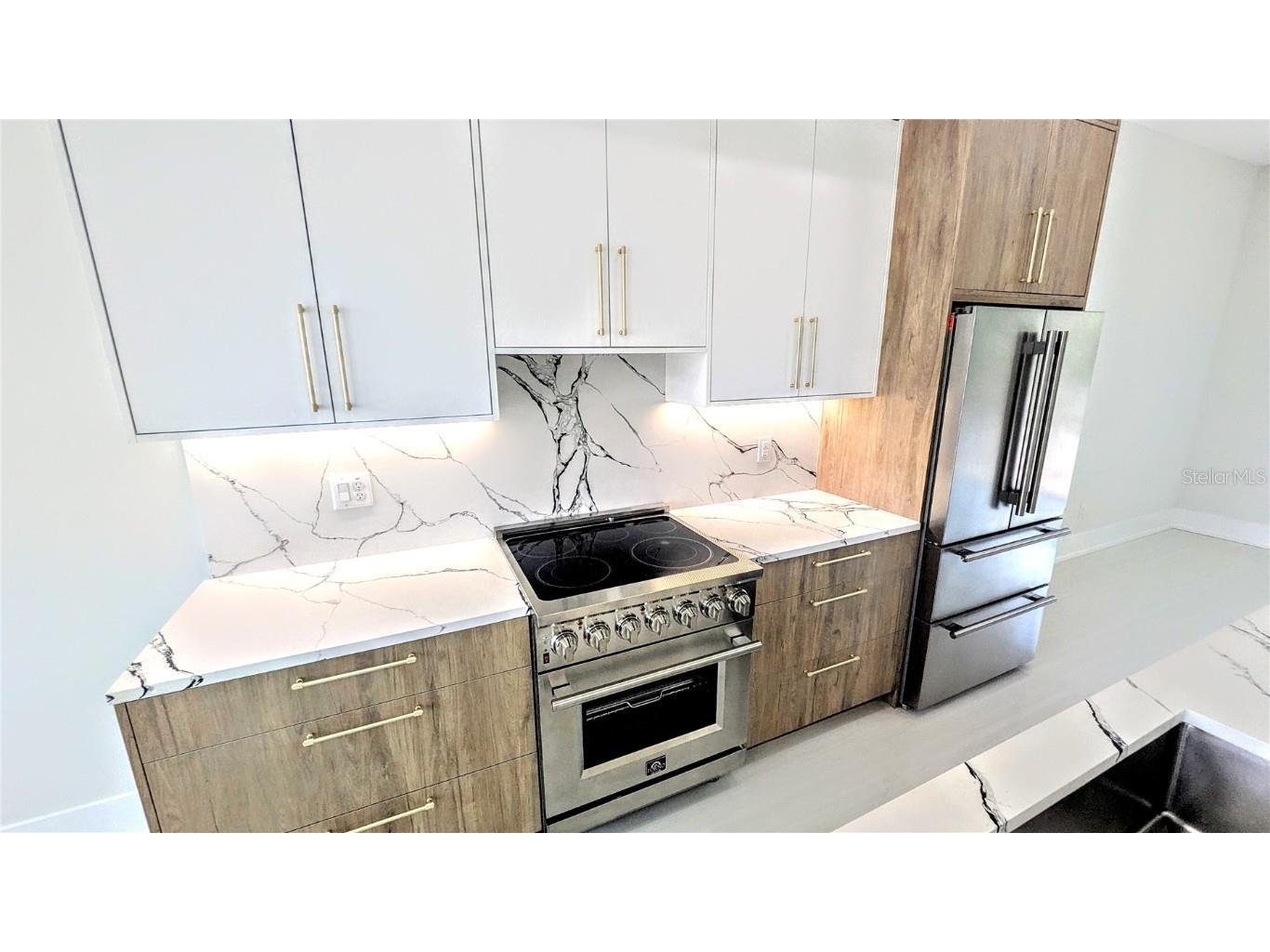 2194 Fruitville Road Sarasota FL 34237 A4662703 image11