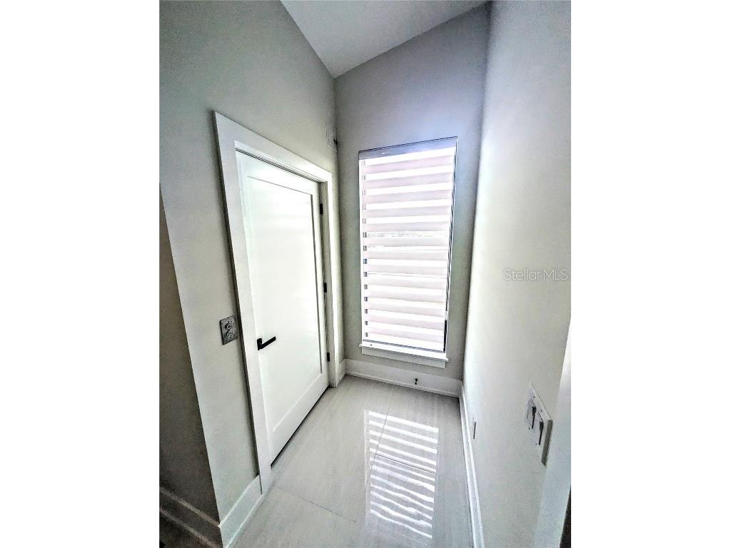 2194 Fruitville Road Sarasota FL 34237 A4662703 image27