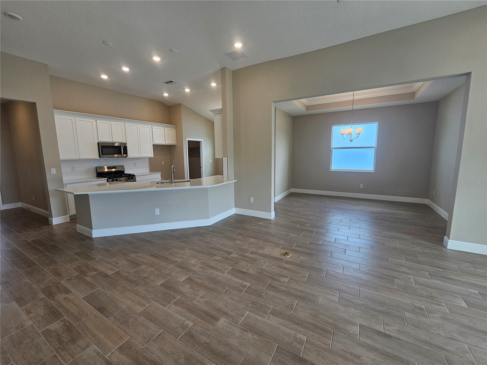 2194 Wise River Lane Zephyrhills FL 33541 TB8454963 image4