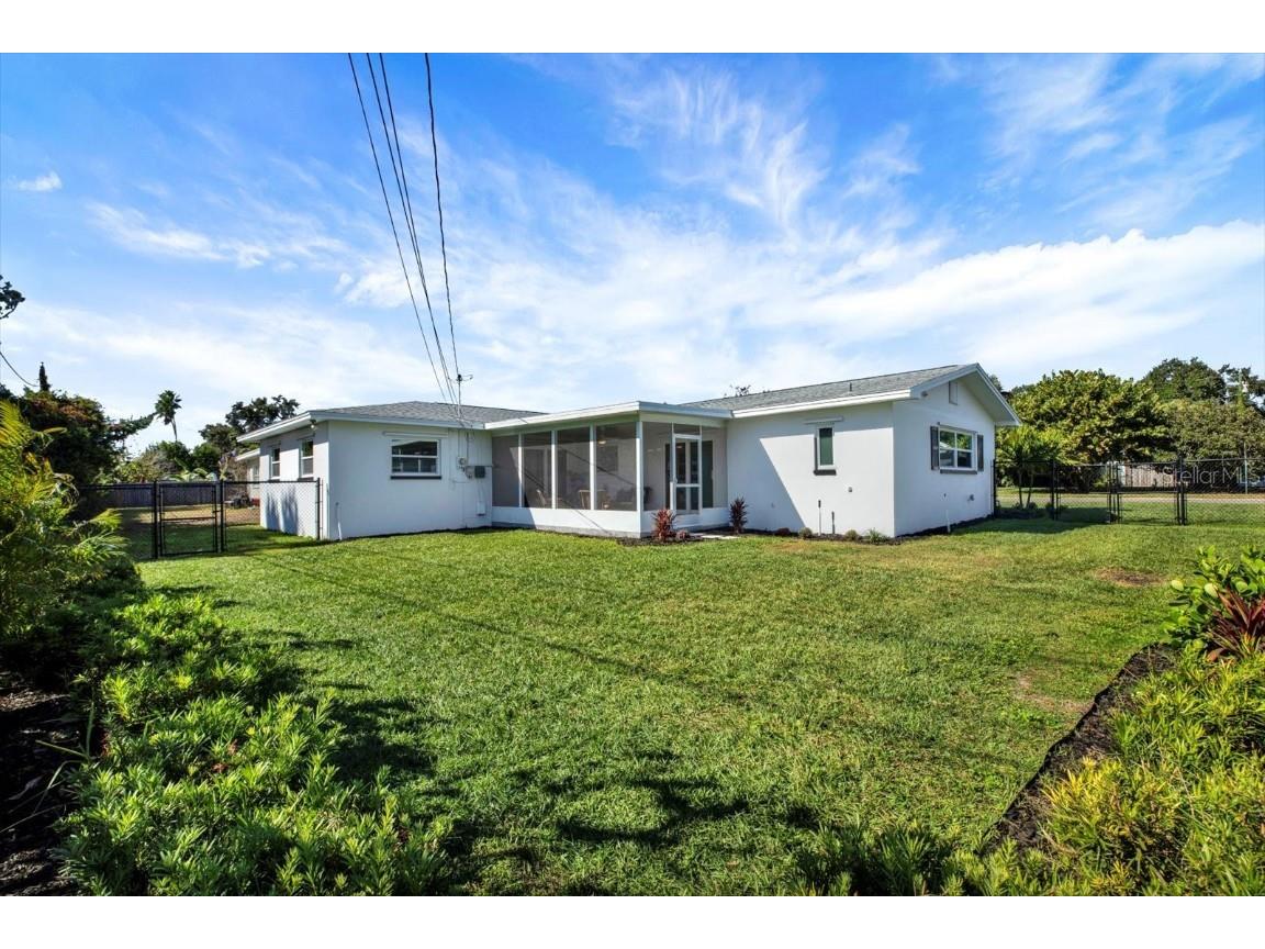 2195 Academy Drive Clearwater FL 33764 TB8448386 image28